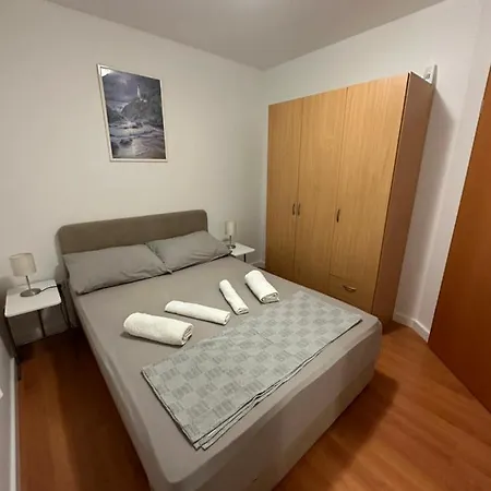 Ivek Apartment Mandre
