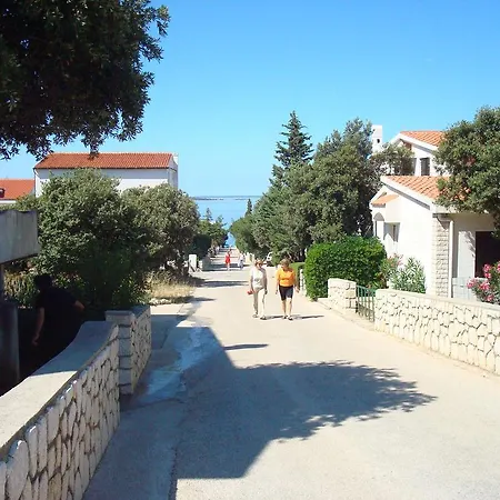 Ivek Apartamento Mandre